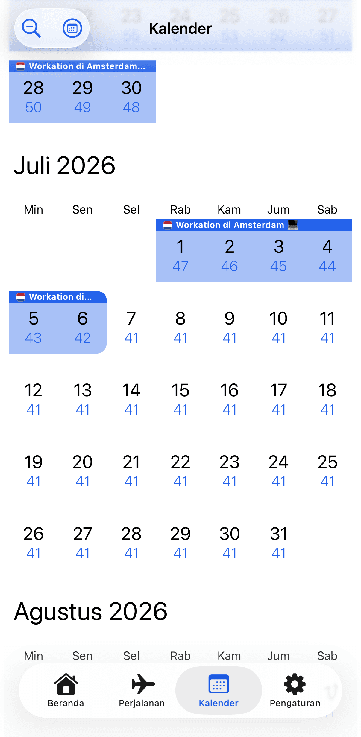 Tangkapan layar aplikasi: kalender dengan jumlah hari tersedia di bawah setiap tanggal